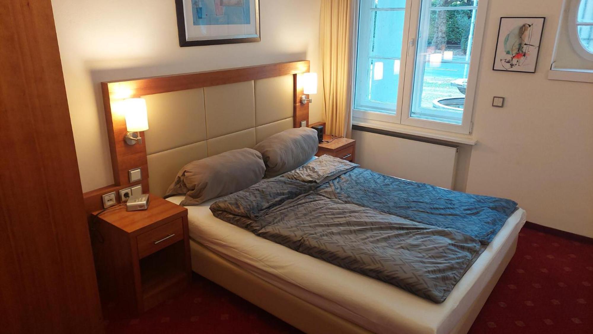 Die Villa, Zimmer 17, Dz Leverkusen Ngoại thất bức ảnh